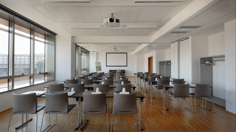 <b>UNA HOTELS San Vitale Bologna Meeting</b>. Images powered by <a href="https://www.leonardoworldwide.com/" title="Leonardo Worldwide" target="_blank">Leonardo</a>.