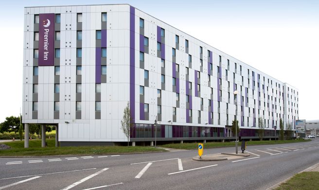 Premier Inn  Heathrow Airport Terminal 4 Exterior