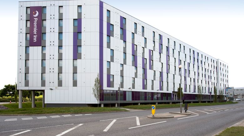 <b>Premier Inn  Heathrow Airport Terminal 4 Exterior</b>. Images powered by <a href="https://www.leonardoworldwide.com/" title="Leonardo Worldwide" target="_blank">Leonardo</a>.