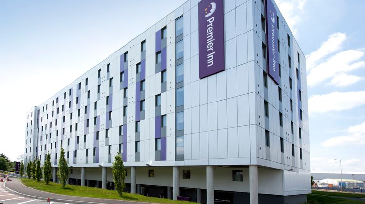 Premier Inn  Heathrow Airport Terminal 4 Exterior