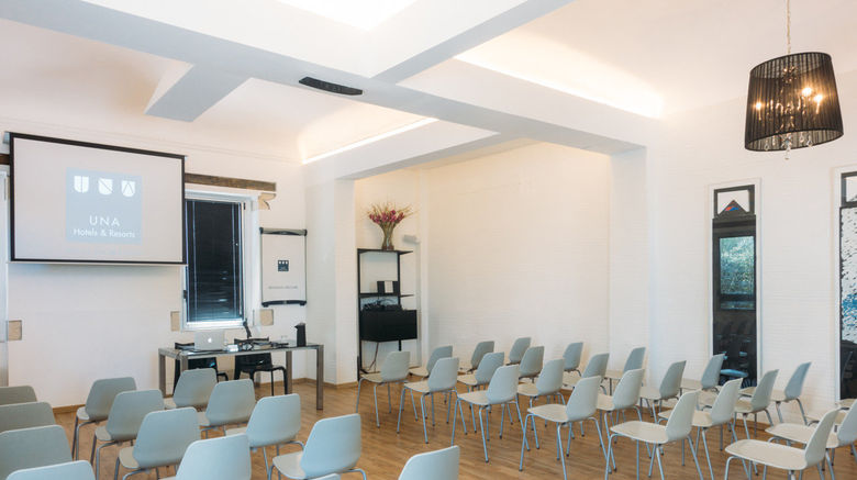 <b>UNAHOTELS One Siracusa Meeting</b>. Images powered by <a href="https://www.leonardoworldwide.com/" title="Leonardo Worldwide" target="_blank">Leonardo</a>.