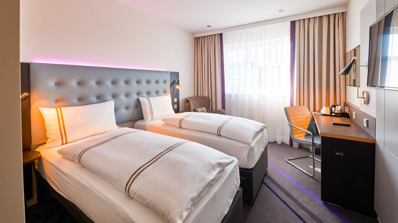 <b>Saarbrucken City Congresshalle Hotel Room</b>. Images powered by <a href="https://www.leonardoworldwide.com/" title="Leonardo Worldwide" target="_blank">Leonardo</a>.