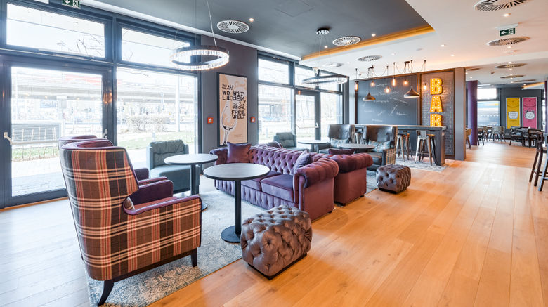 <b>Saarbrucken City Congresshalle Hotel Lobby</b>. Images powered by <a href="https://www.leonardoworldwide.com/" title="Leonardo Worldwide" target="_blank">Leonardo</a>.