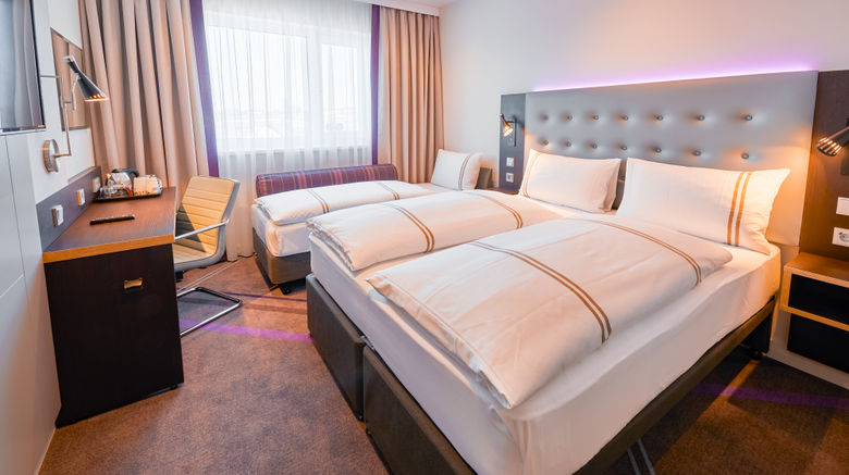 <b>Saarbrucken City Congresshalle Hotel Room</b>. Images powered by <a href="https://www.leonardoworldwide.com/" title="Leonardo Worldwide" target="_blank">Leonardo</a>.