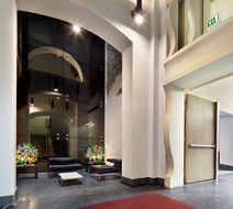 UNAHOTELS Napoli Lobby