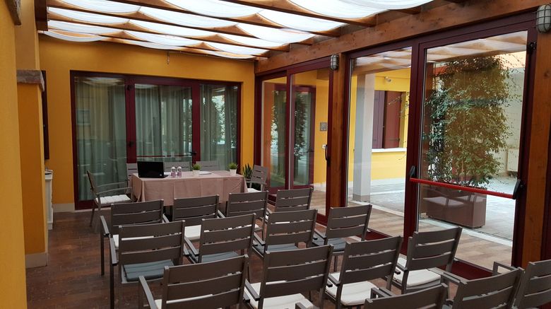 <b>Ecohotel Villa Costanza Meeting</b>. Images powered by <a href="https://www.leonardoworldwide.com/" title="Leonardo Worldwide" target="_blank">Leonardo</a>.
