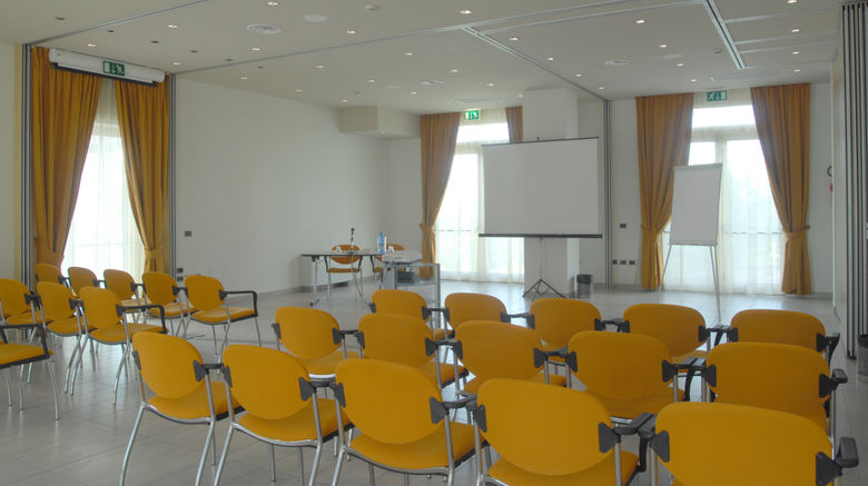 <b>UNA Hotels Cesena Nord Meeting</b>. Images powered by <a href="https://www.leonardoworldwide.com/" title="Leonardo Worldwide" target="_blank">Leonardo</a>.