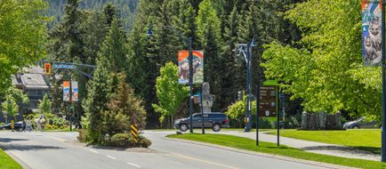 WorldMark Whistler Cascade Lodge Exterior