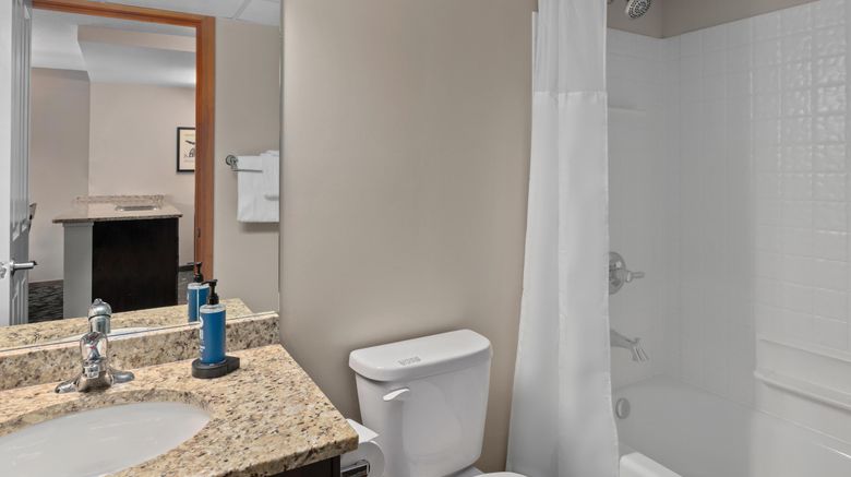 <b>WorldMark Whistler Cascade Lodge Room</b>. Images powered by <a href="https://www.leonardoworldwide.com/" title="Leonardo Worldwide" target="_blank">Leonardo</a>.