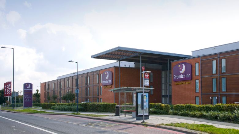 <b>Premier Inn London Heathrow A. (Bath Rd) Exterior</b>. Images powered by <a href="https://www.leonardoworldwide.com/" title="Leonardo Worldwide" target="_blank">Leonardo</a>.