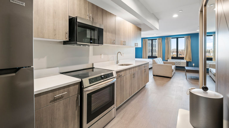 <b>Holiday Inn Exp Suites Bronx NYC Suite</b>. Images powered by <a href="https://www.leonardoworldwide.com/" title="Leonardo Worldwide" target="_blank">Leonardo</a>.