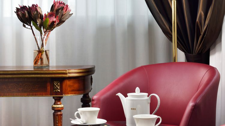 UNAHOTELS Scandinavia Milano Exterior