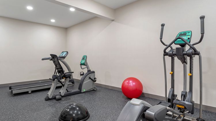 Holiday Inn Express Pittsburgh East/Mall Health Club