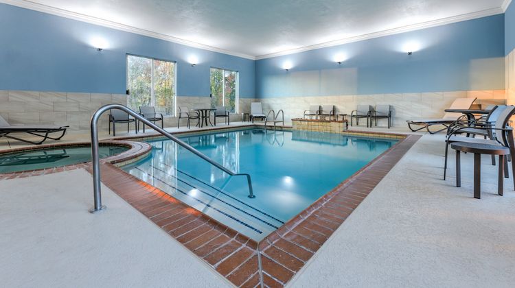 Holiday Inn Express Hotel & Suites Pool
