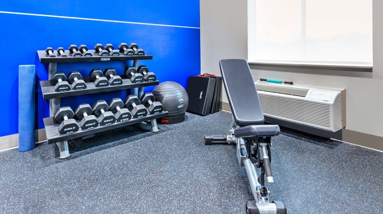 Holiday Inn Express Hotel & Suites Health Club