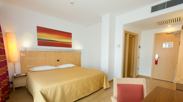 <b>UNA Hotels Cesena Nord Room</b>. Images powered by <a href="https://www.leonardoworldwide.com/" title="Leonardo Worldwide" target="_blank">Leonardo</a>.