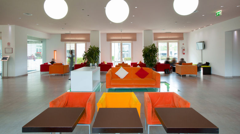 <b>UNA Hotels Cesena Nord Ballroom</b>. Images powered by <a href="https://www.leonardoworldwide.com/" title="Leonardo Worldwide" target="_blank">Leonardo</a>.