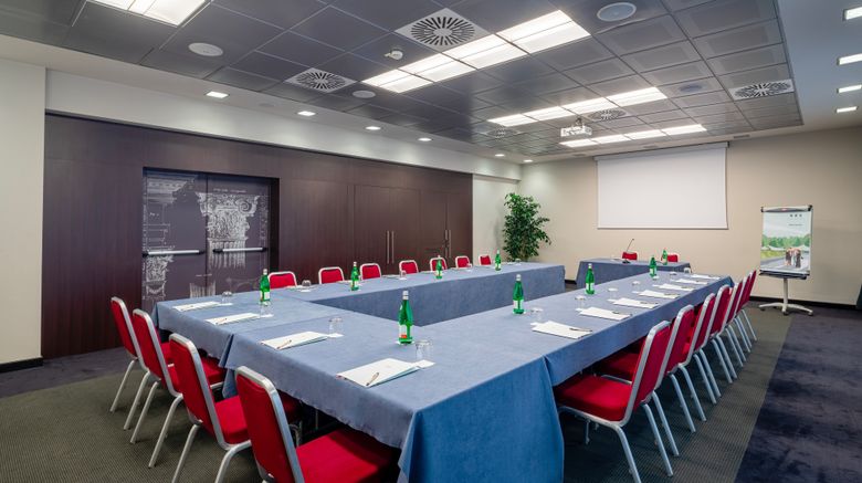 <b>UNAHOTELS Bologna San Lazzaro Meeting</b>. Images powered by <a href="https://www.leonardoworldwide.com/" title="Leonardo Worldwide" target="_blank">Leonardo</a>.