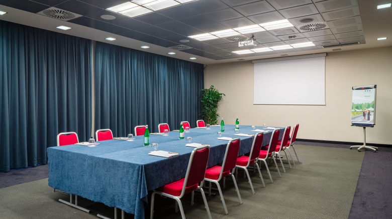 <b>UNAHOTELS Bologna San Lazzaro Meeting</b>. Images powered by <a href="https://www.leonardoworldwide.com/" title="Leonardo Worldwide" target="_blank">Leonardo</a>.