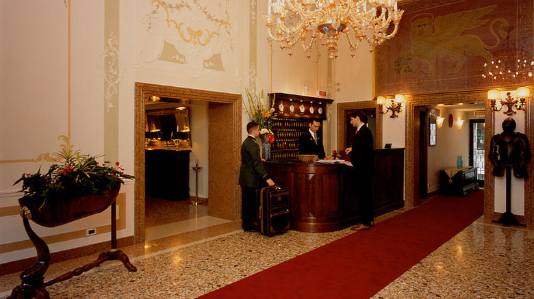 <b>UNAHOTELS Ala Venezia Lobby</b>. Images powered by <a href="https://www.leonardoworldwide.com/" title="Leonardo Worldwide" target="_blank">Leonardo</a>.