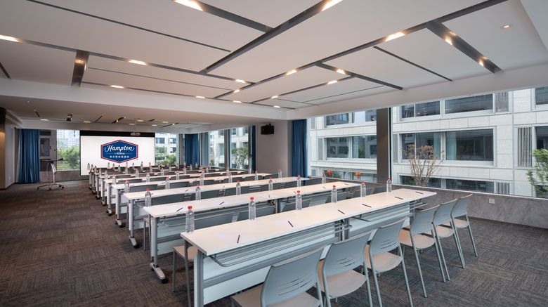<b>Hampton by Hilton Hangzhou Future Tech C Meeting</b>. Images powered by <a href="https://www.leonardoworldwide.com/" title="Leonardo Worldwide" target="_blank">Leonardo</a>.