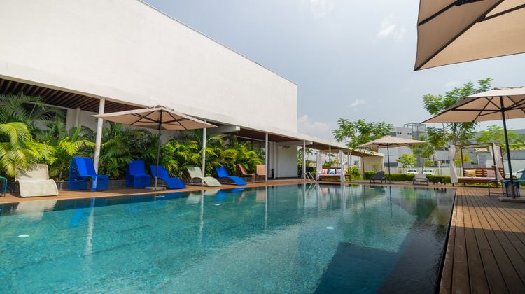 ONOMO Hotel Abidjan Airport Pool