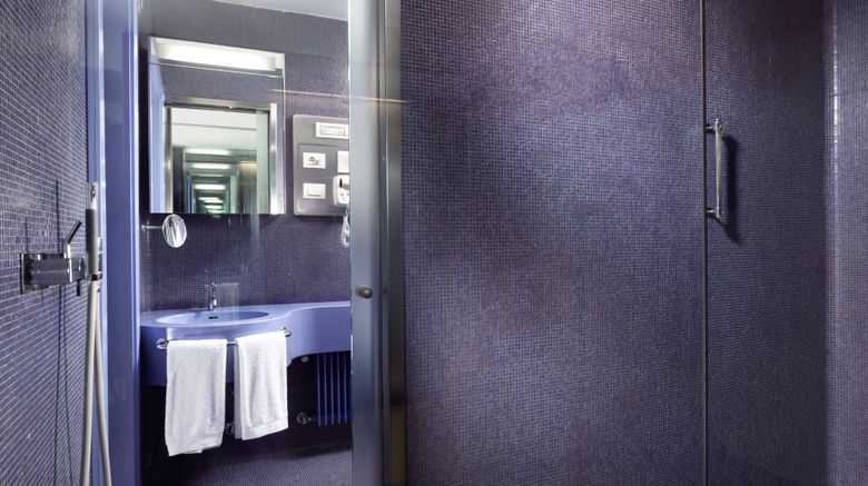 <b>UNAHOTELS Vittoria Firenze Room</b>. Images powered by <a href="https://www.leonardoworldwide.com/" title="Leonardo Worldwide" target="_blank">Leonardo</a>.