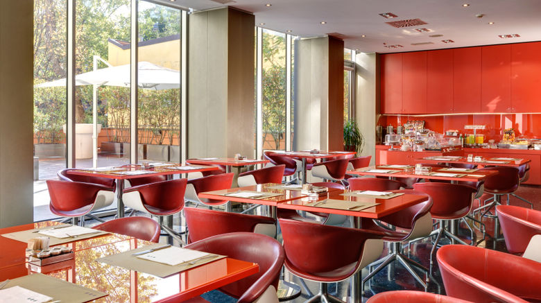 <b>UNA HOTELS Bologna Center Restaurant</b>. Images powered by <a href="https://www.leonardoworldwide.com/" title="Leonardo Worldwide" target="_blank">Leonardo</a>.