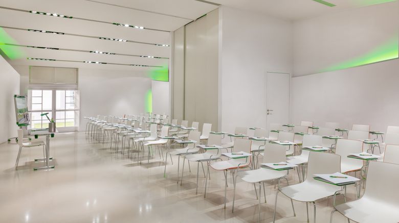 <b>UNAHOTELS Vittoria Firenze Meeting</b>. Images powered by <a href="https://www.leonardoworldwide.com/" title="Leonardo Worldwide" target="_blank">Leonardo</a>.