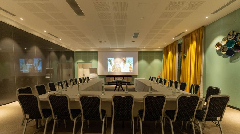 <b>ONOMO Hotel Abidjan Airport Meeting</b>. Images powered by <a href="https://www.leonardoworldwide.com/" title="Leonardo Worldwide" target="_blank">Leonardo</a>.