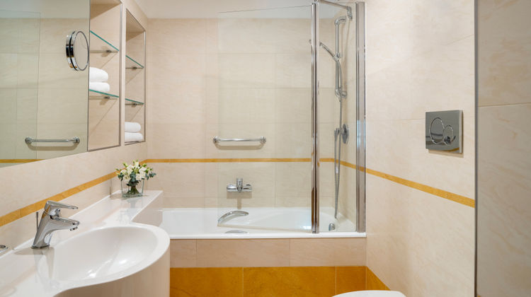 UNAHOTELS Galles Milano Room