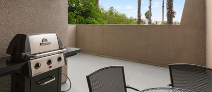 WorldMark Oceanside Exterior