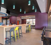 Tru by Hilton Wrightsville Beach Lobby