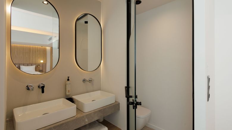 <b>Hilton Garden Inn Athens Syggrou Avenue Room</b>. Images powered by <a href="https://www.leonardoworldwide.com/" title="Leonardo Worldwide" target="_blank">Leonardo</a>.