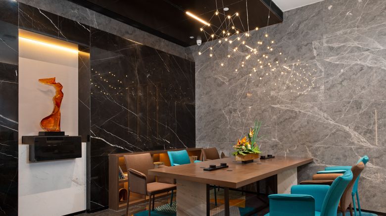 <b>Hampton Inn Jiujiang Eight Mile Lake Lobby</b>. Images powered by <a href="https://www.leonardoworldwide.com/" title="Leonardo Worldwide" target="_blank">Leonardo</a>.