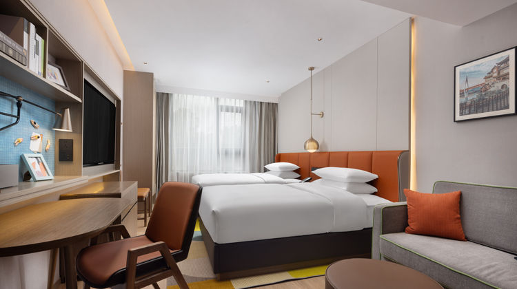 Home2 Suites by Hilton Chongqing Room