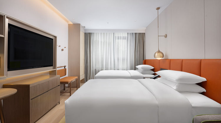 Home2 Suites by Hilton Chongqing Room