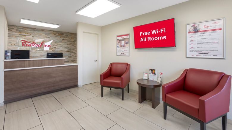 <b>Red Roof Inn Tucson South - Airport Lobby</b>. Images powered by <a href="https://www.leonardoworldwide.com/" title="Leonardo Worldwide" target="_blank">Leonardo</a>.