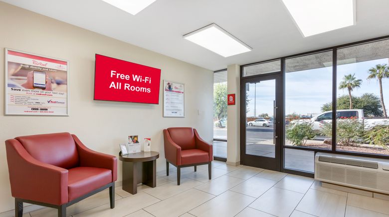 <b>Red Roof Inn Tucson South - Airport Lobby</b>. Images powered by <a href="https://www.leonardoworldwide.com/" title="Leonardo Worldwide" target="_blank">Leonardo</a>.