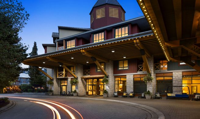 Delta Hotels Whistler Village Suites Exterior