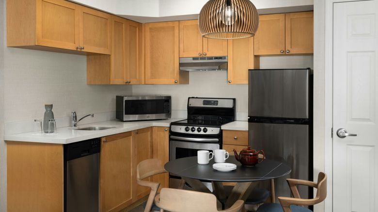 <b>Delta Hotels Whistler Village Suites Room</b>. Images powered by <a href="https://www.leonardoworldwide.com/" title="Leonardo Worldwide" target="_blank">Leonardo</a>.