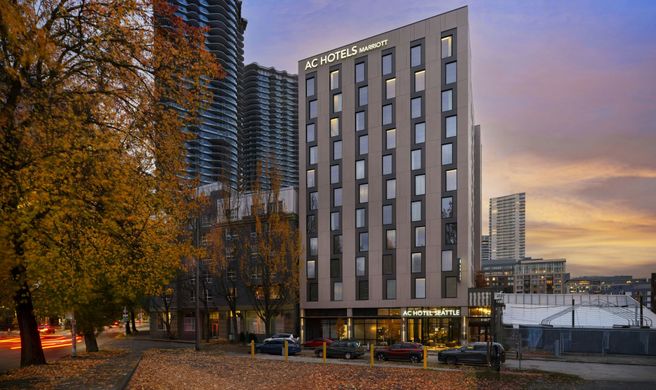 AC Hotel Seattle Downtown Exterior