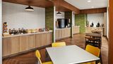 Fairfield Inn & Suites Cedar Rapids N Restaurant