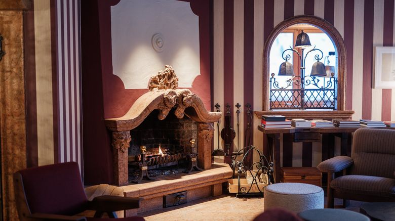 <b>Chalet Hotel Schoenegg Lobby</b>. Images powered by <a href="https://www.leonardoworldwide.com/" title="Leonardo Worldwide" target="_blank">Leonardo</a>.