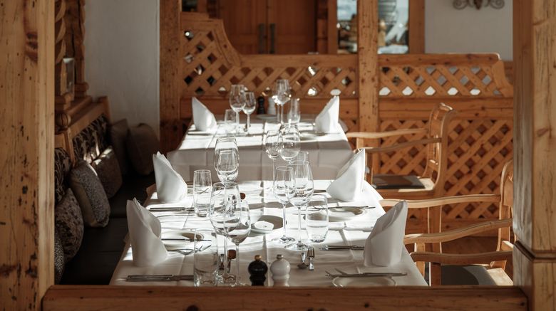 <b>Chalet Hotel Schoenegg Restaurant</b>. Images powered by <a href="https://www.leonardoworldwide.com/" title="Leonardo Worldwide" target="_blank">Leonardo</a>.