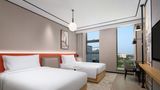 <b>Hilton Garden Inn Huaxiang Tiantan Hosp Room</b>. Images powered by <a href="https://www.leonardoworldwide.com/" title="Leonardo Worldwide" target="_blank">Leonardo</a>.