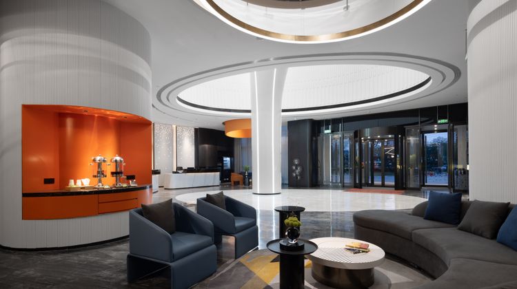 Hampton by Hilton Beijing Bird's Nest Lobby