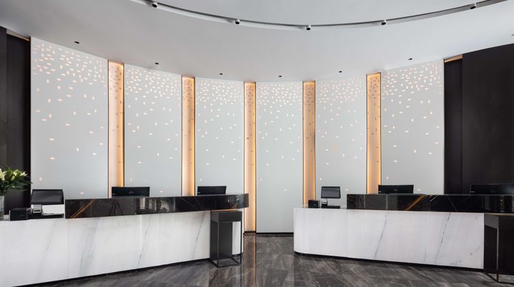 Hampton by Hilton Beijing Bird's Nest Lobby