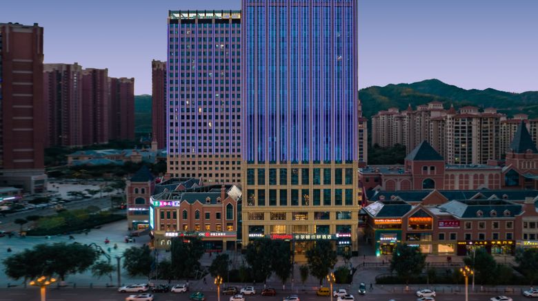 Hampton by Hilton Xining Shangri-La Road Exterior. Images powered by <a href="https://www.leonardoworldwide.com" target="_blank" rel="noopener">Leonardo</a>.