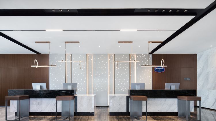 Hampton by Hilton Wuhan Guanggu First Rd Lobby